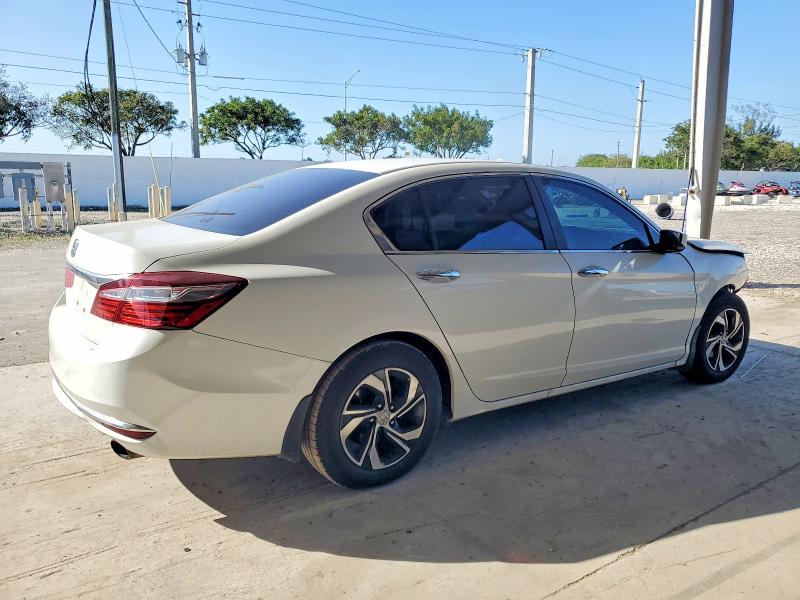 Photo 3 from auction – 2017 HONDA ACCORD with VIN 1HGCR2F35HA095324