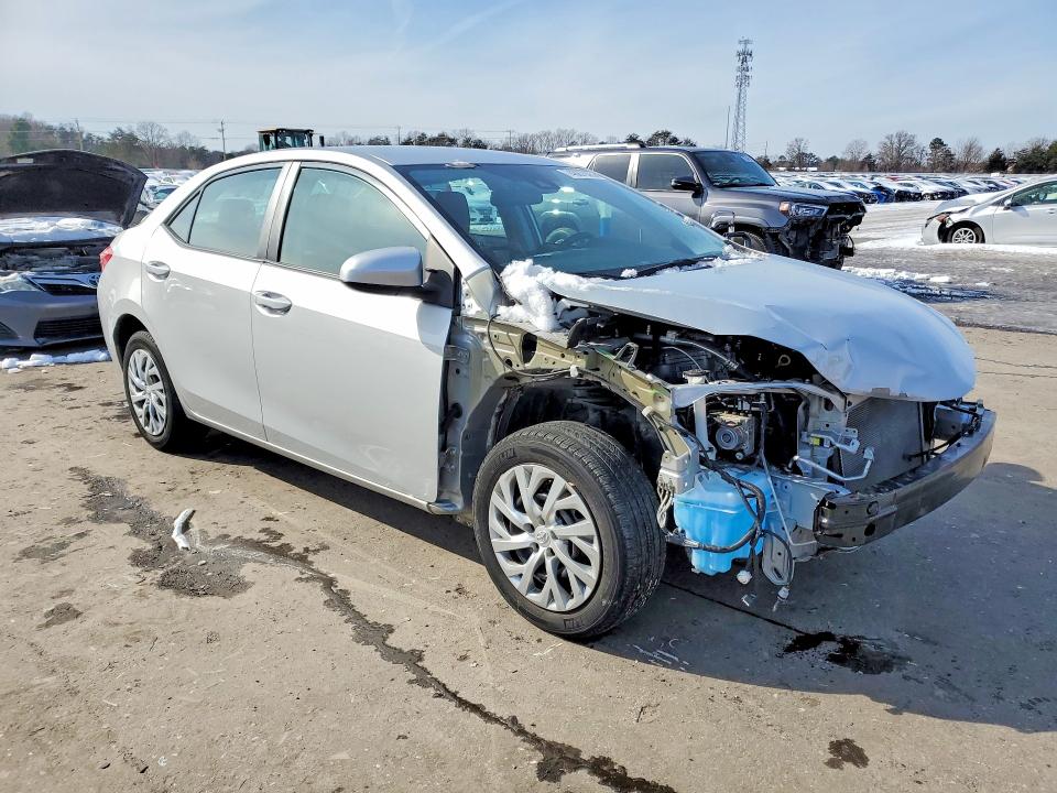 Photo 4 from auction – 2019 TOYOTA COROLLA L with VIN 2T1BURHE1KC245397