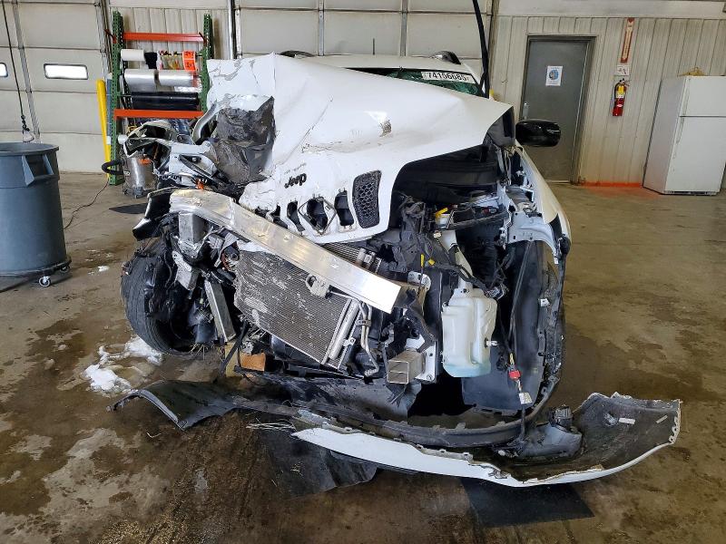Foto 5 de la subasta – 2023 JEEP CHEROKEE A con VIN 1C4PJMMB7PD115115