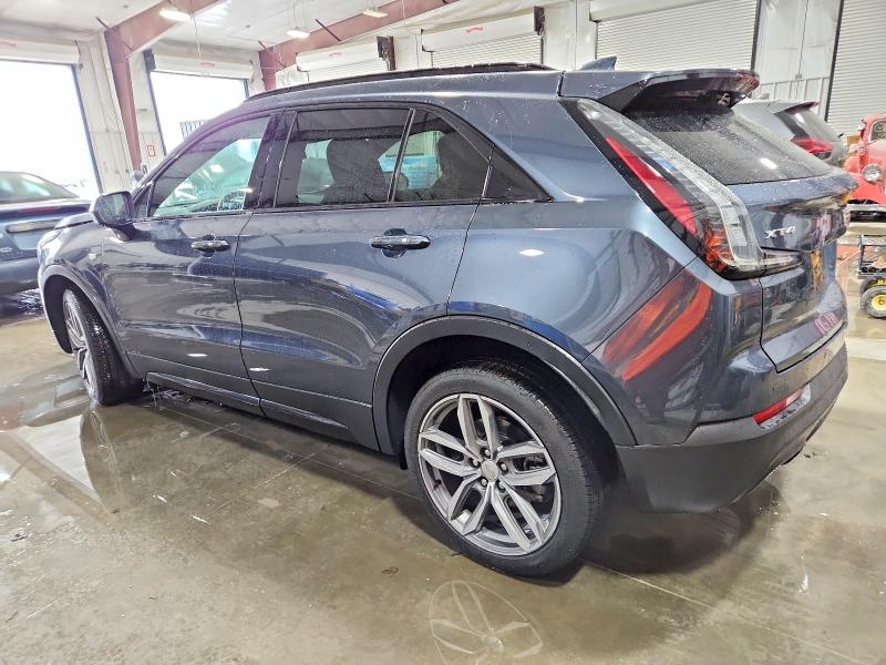 Photo 2 from auction – 2019 CADILLAC XT4 SPORT with VIN 1GYFZER46KF101413