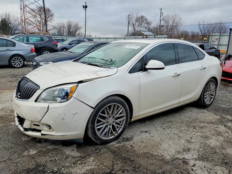 BUICK VERANO 2013 con VIN 1G4PS5SK4D4176242 - Foto de la subasta