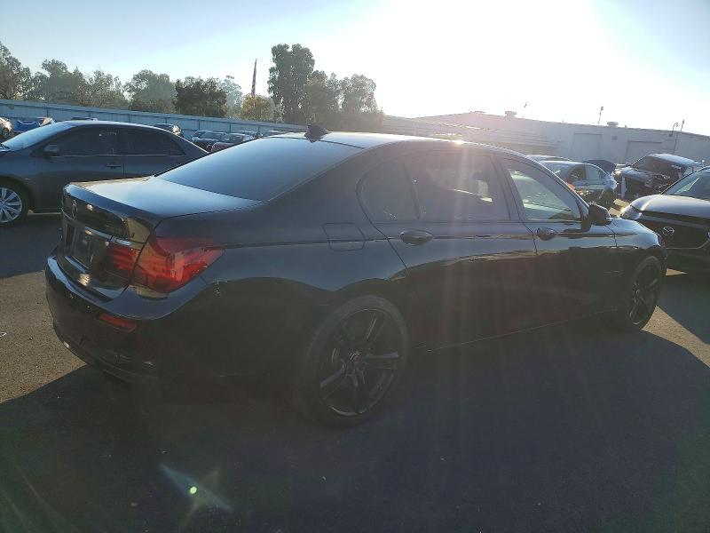 Photo 3 from auction – 2013 BMW 750 LI with VIN WBAYE8C56DD134131