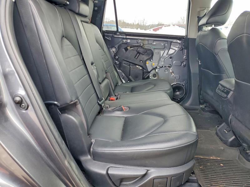 Photo 11 from auction – 2020 TOYOTA HIGHLANDER with VIN 5TDGBRCHXLS513451