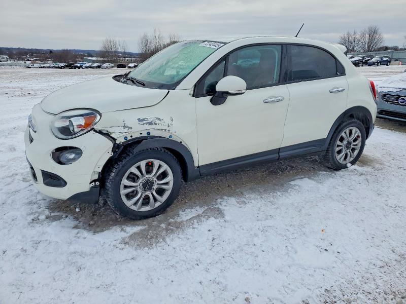 FIAT 500X 2016 with VIN ZFBCFXBT3GP371332 - Photo from auction