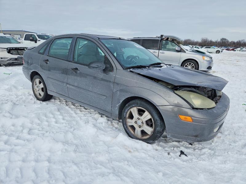 Photo 4 from auction – 2004 FORD FOCUS ZTS with VIN 1FAFP38Z24W148508