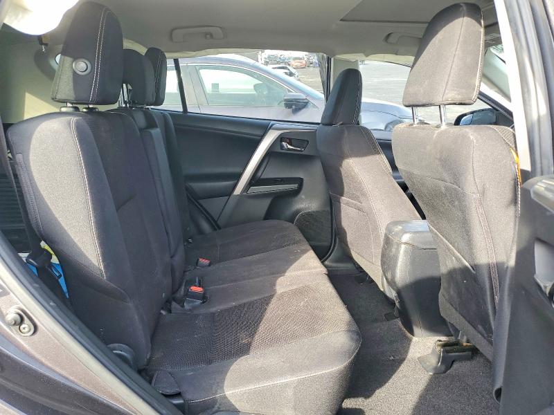صورة رقم 11 من المزاد - 2017 TOYOTA RAV4 مع VIN JTMRFREV2HJ121536