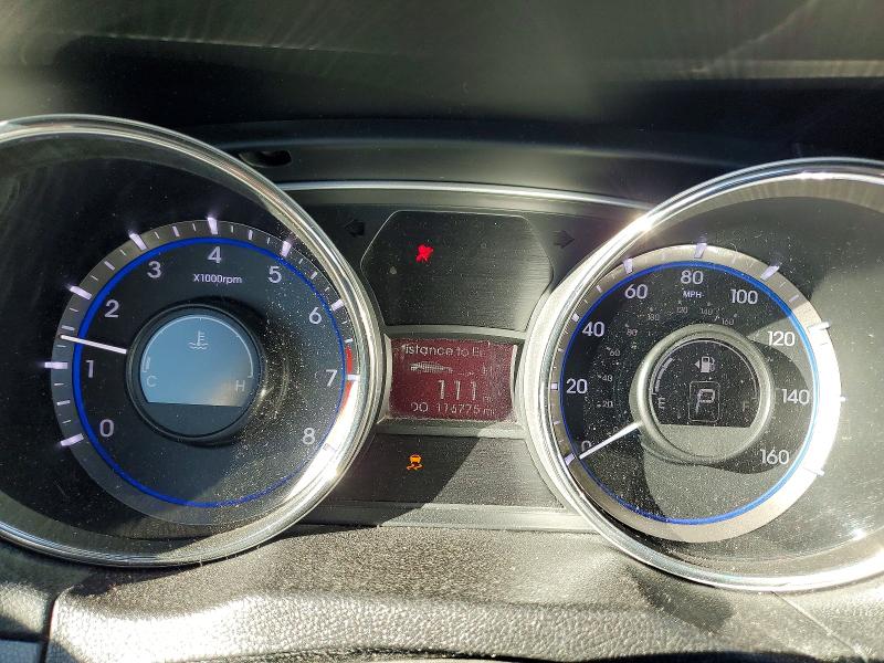 Photo 9 from auction – 2014 HYUNDAI SONATA with VIN 5NPEB4AC0EH882555