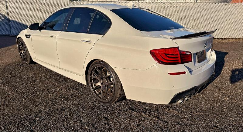 Photo 3 from auction – 2013 BMW M5 with VIN WBSFV9C57DC774007