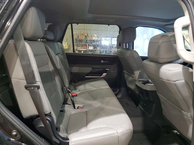 Photo 11 from auction – 2023 TOYOTA SEQUOIA with VIN 7SVAAABA7PX005040