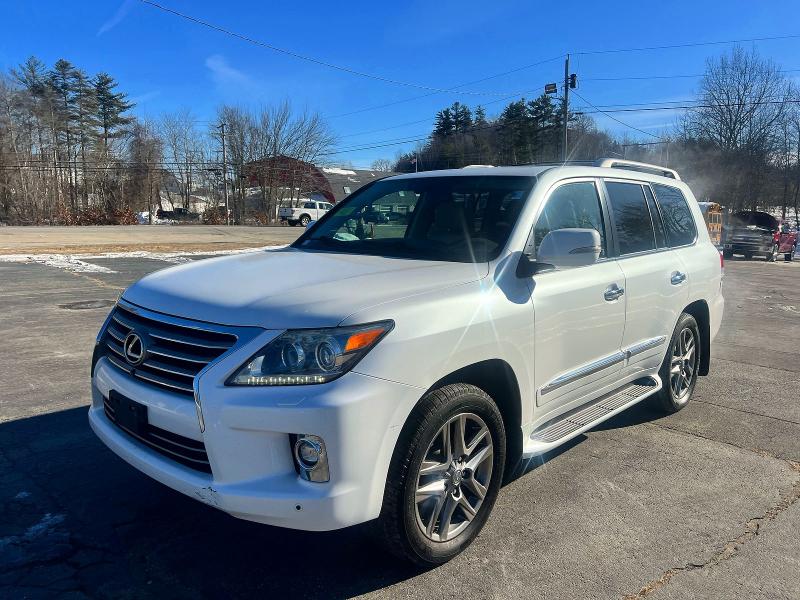 Photo 2 from auction – 2014 LEXUS LX 570 with VIN JTJHY7AX2E4157767