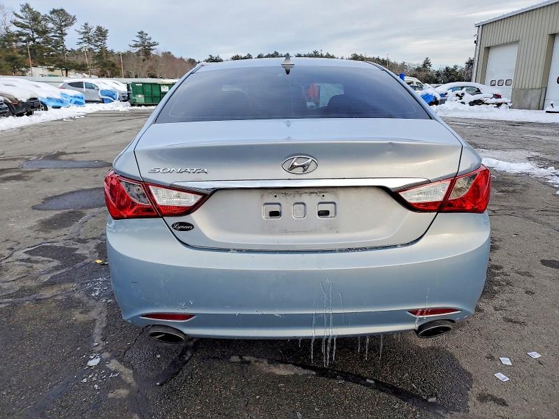 Photo 6 from auction – 2011 HYUNDAI SONATA SE with VIN 5NPEC4AC7BH236390