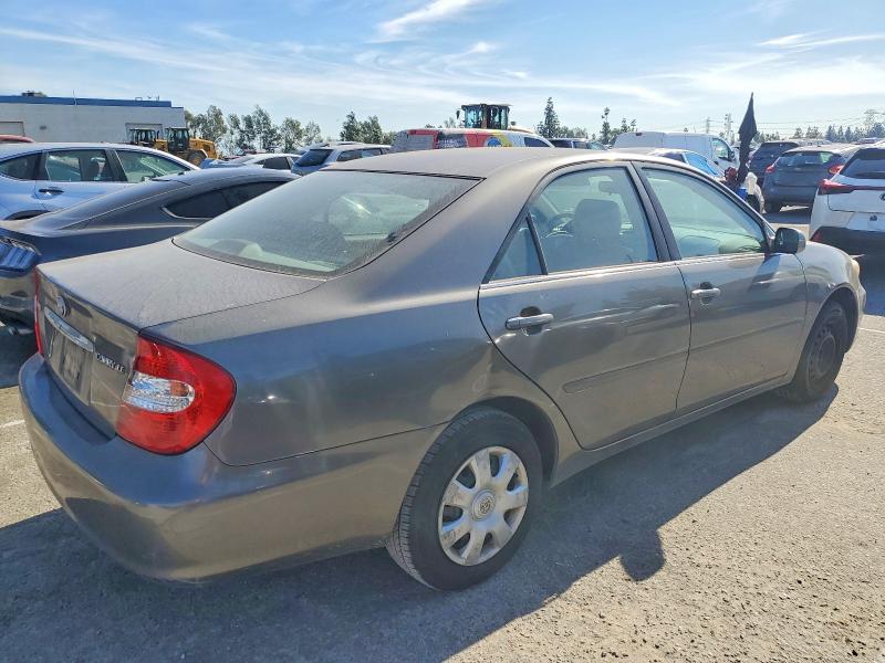 Photo 3 from auction – 2003 TOYOTA CAMRY LE with VIN 4T1BE32K03U767916
