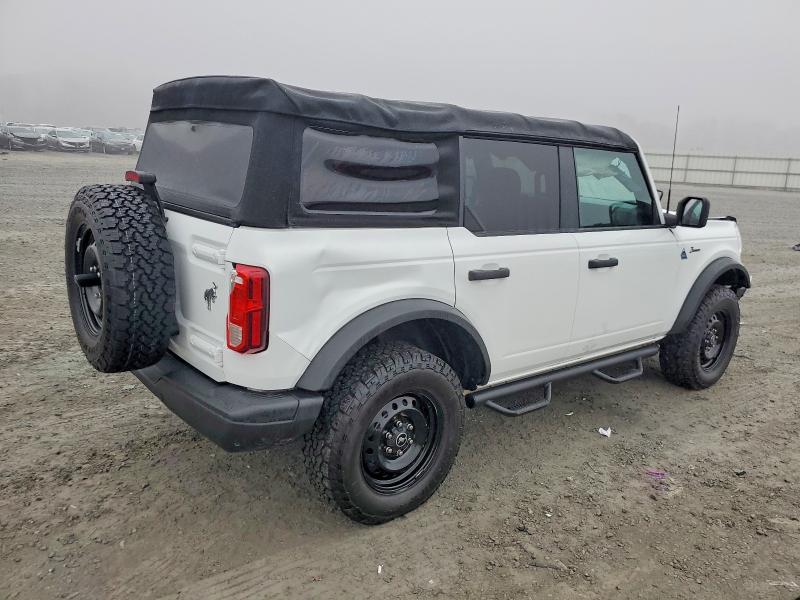 Photo 3 from auction – 2022 FORD BRONCO with VIN 1FMEE5BP1NLA79825