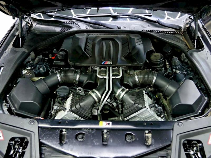 Photo 7 from auction – 2014 BMW M5 with VIN WBSFV9C54ED097221