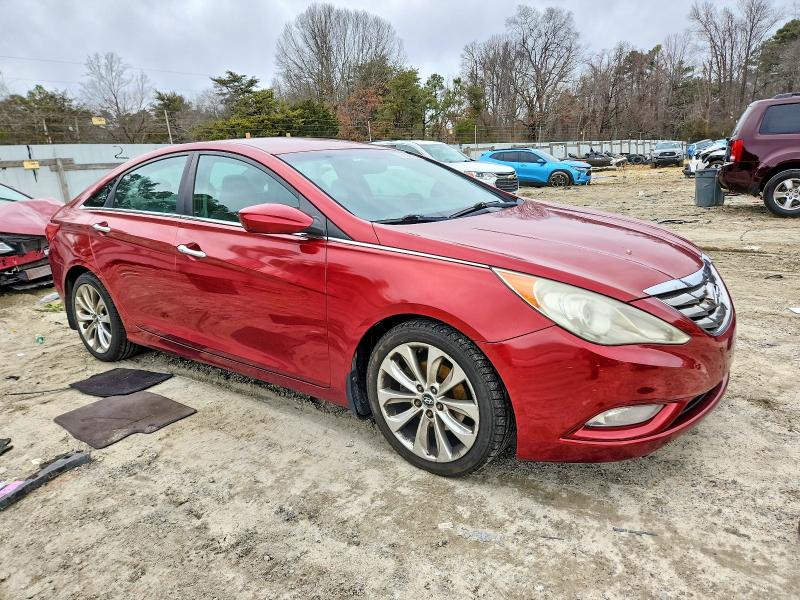 Photo 4 from auction – 2011 HYUNDAI SONATA with VIN 5NPEC4AC7BH029255