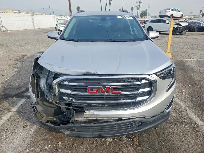 Photo 5 from auction – 2019 GMC TERRAIN with VIN 3GKALTEX3KL193175