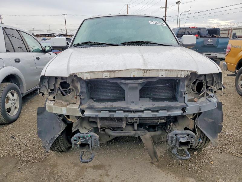 Photo 5 from auction – 2003 LINCOLN NAVIGATOR with VIN 5LMFU27R43LJ44855