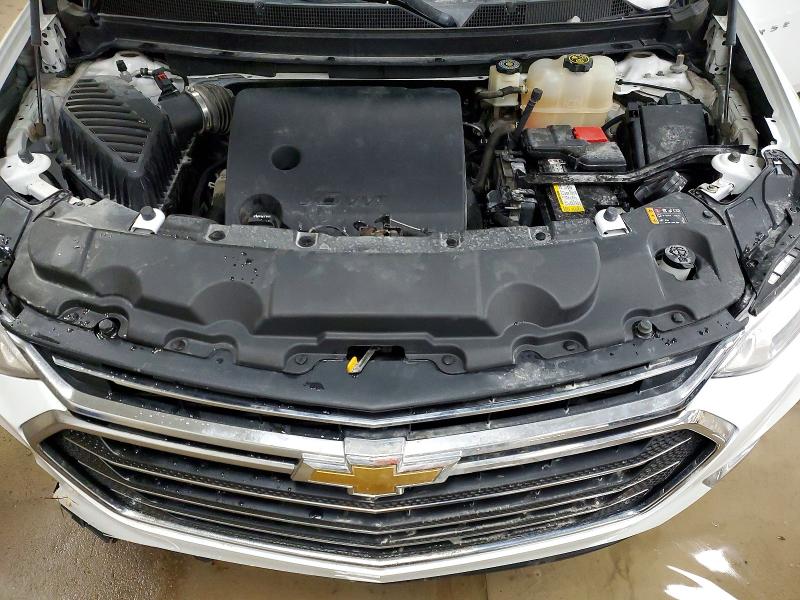 Photo 12 from auction – 2018 CHEVROLET TRAVERSE L with VIN 1GNEVGKW7JJ150854