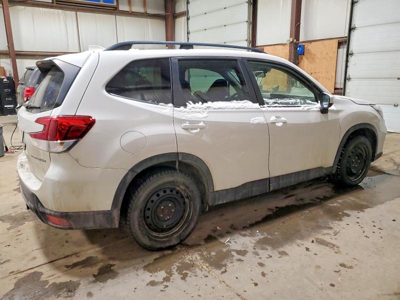Photo 3 from auction – 2019 SUBARU FORESTER P with VIN JF2SKEGC2KH426892