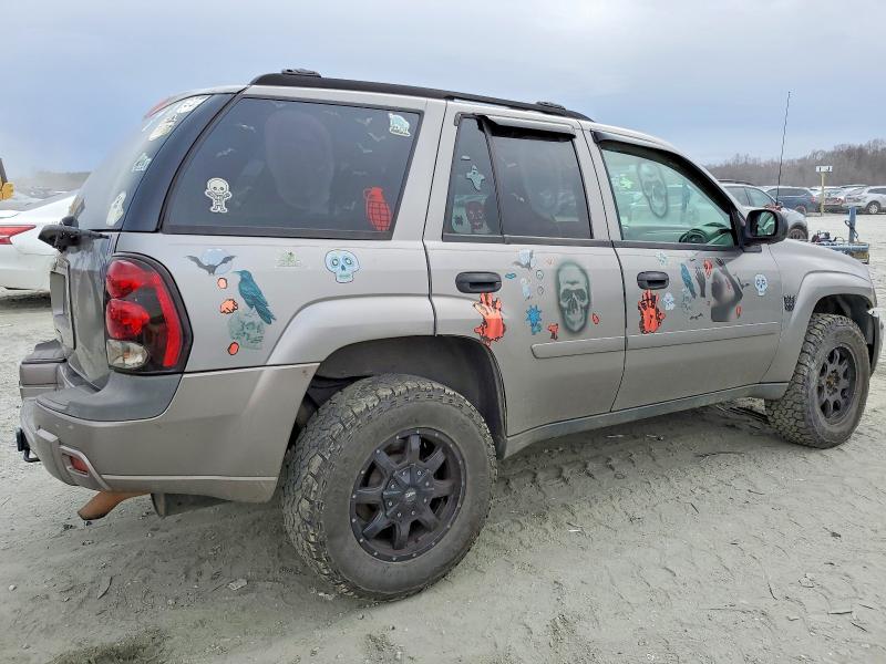 Photo 3 from auction – 2007 CHEVROLET TRAILBLAZE with VIN 1GNDT13S172122979