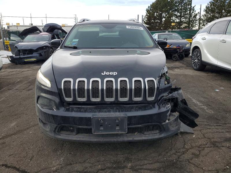 Photo 5 from auction – 2016 JEEP CHEROKEE with VIN 1C4PJMCS6GW240354