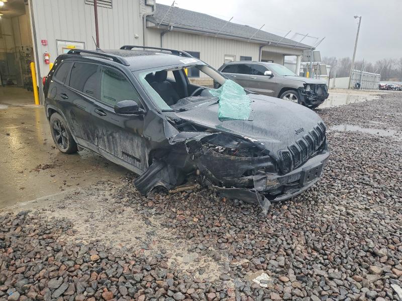 Photo 4 from auction – 2016 JEEP CHEROKEE L with VIN 1C4PJLCB6GW127997