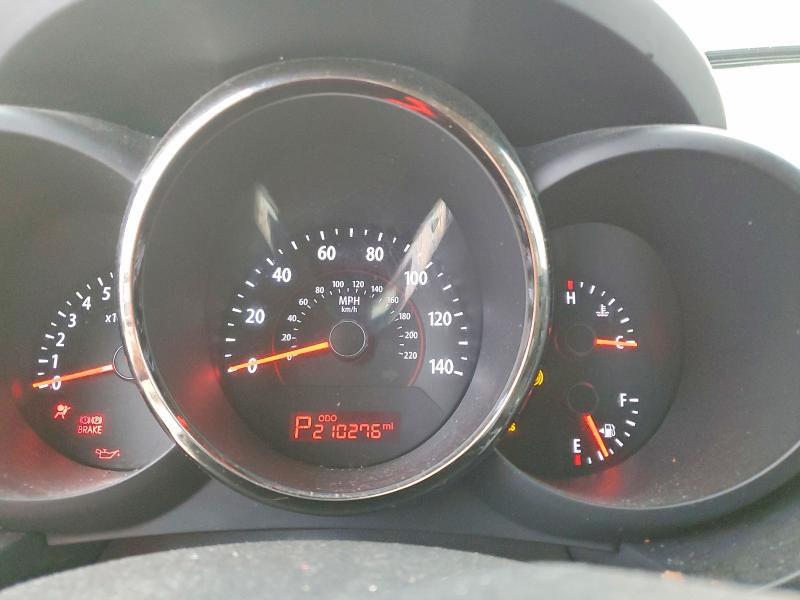 Photo 9 from auction – 2010 KIA SOUL with VIN KNDJT2A25A7139329