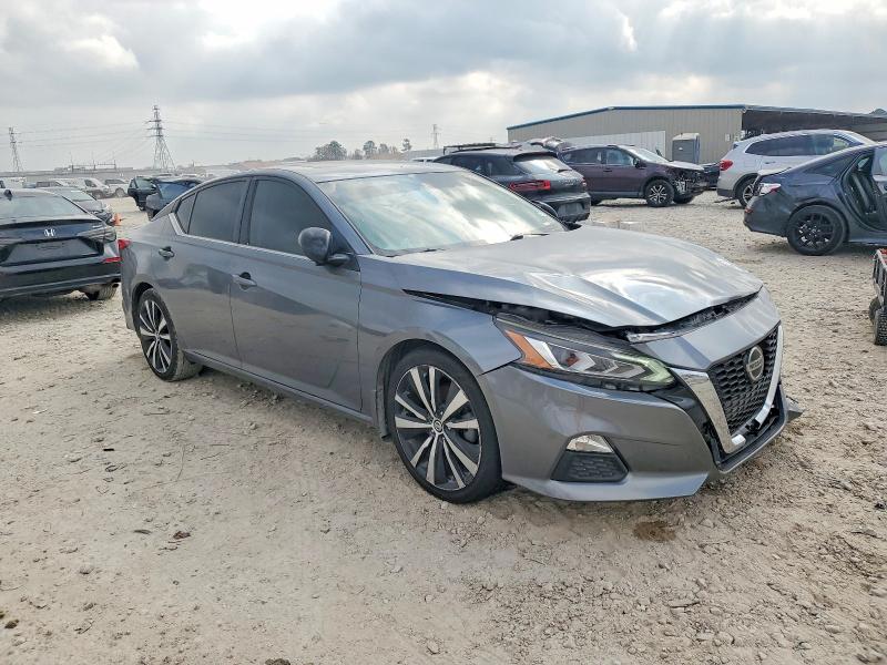 Photo 4 from auction – 2019 NISSAN ALTIMA with VIN 1N4BL4CV6KC171521