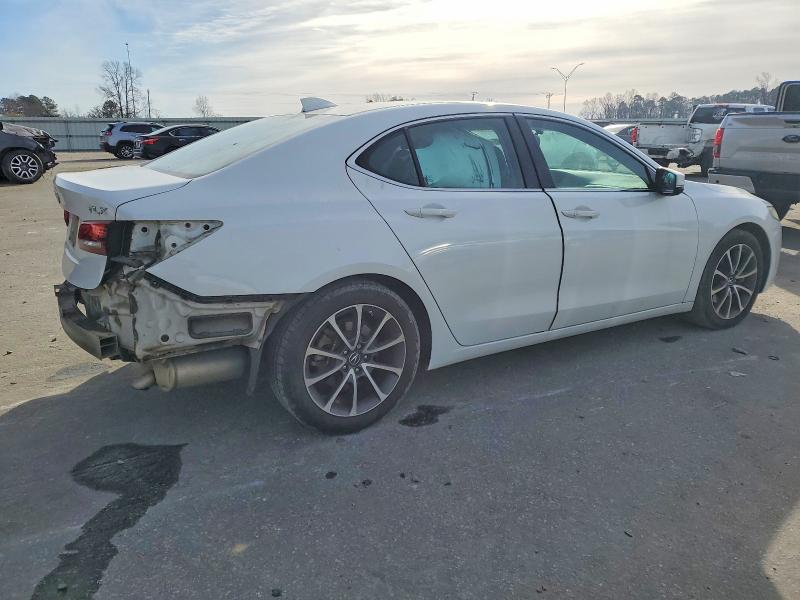 Foto 3 de la subasta – 2015 ACURA TLX con VIN 19UUB2F35FA020841