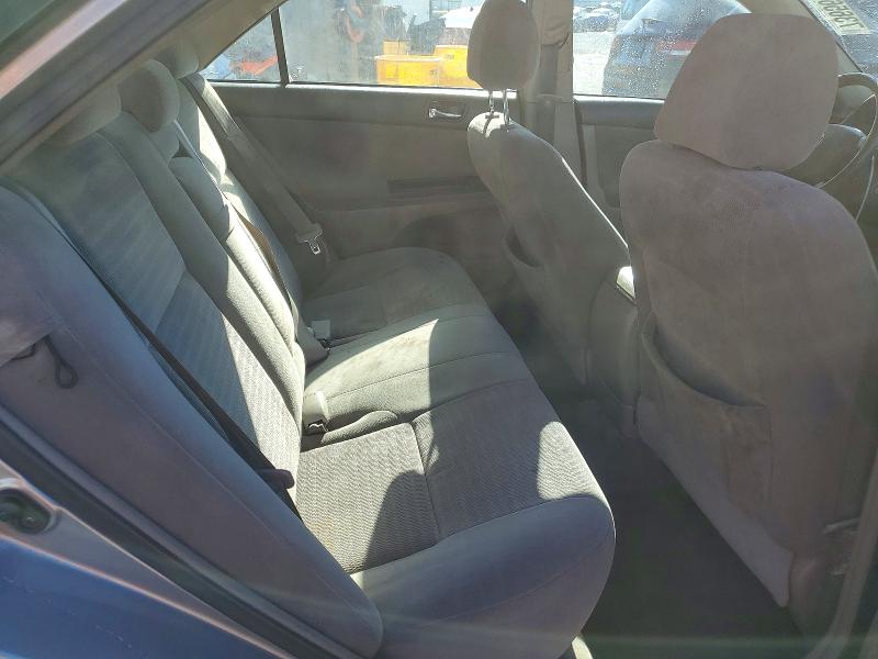 Photo 10 from auction – 2004 TOYOTA CAMRY LE with VIN 4T1BE32K25U507956