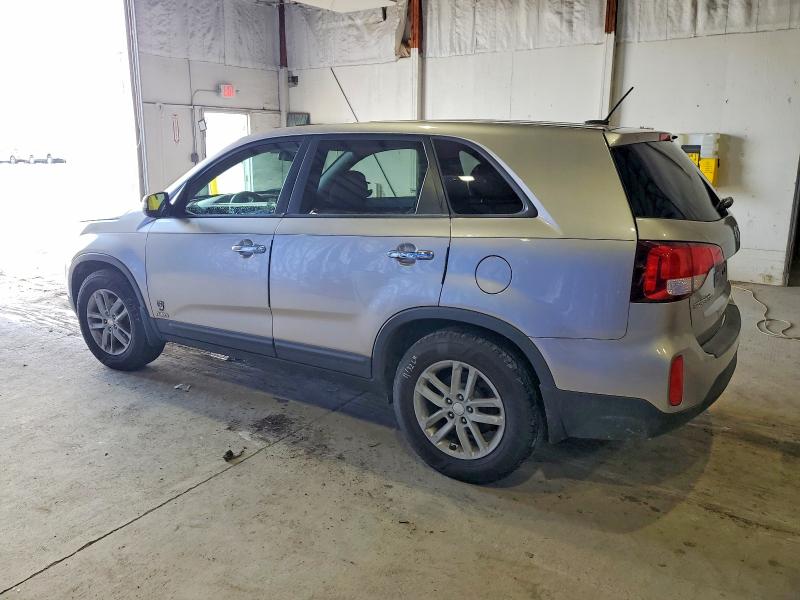 Photo 2 from auction – 2015 KIA SORENTO LX with VIN 5XYKTCA65FG569725