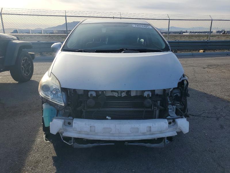 Photo 5 from auction – 2015 TOYOTA PRIUS with VIN JTDKN3DU5F0437557