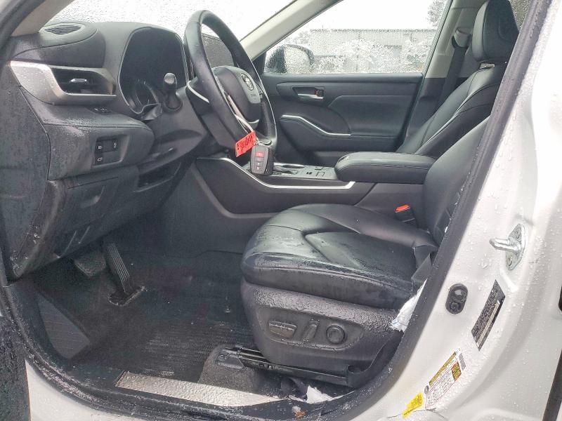 Photo 7 from auction – 2023 TOYOTA HIGHLANDER with VIN 5TDKDRBH6PS523101