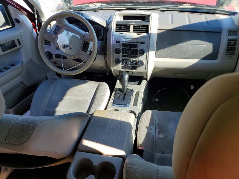 Photo 8 from auction – 2011 FORD ESCAPE XLT with VIN 1FMCU0D74BKA72587