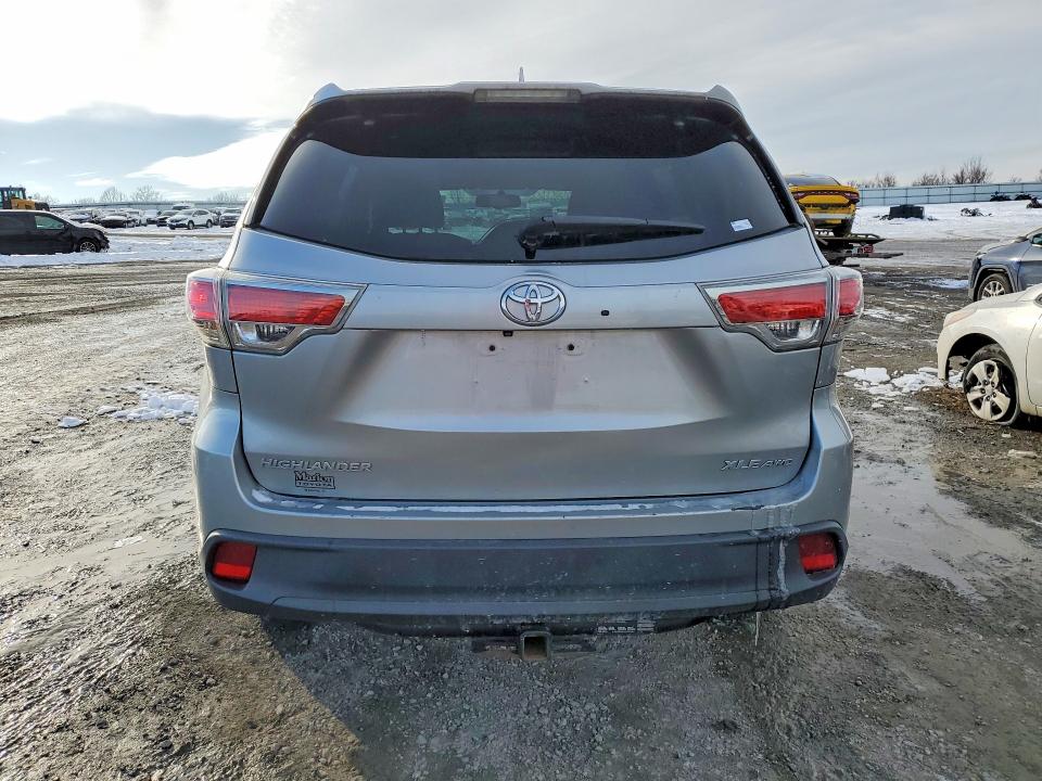 Photo 6 from auction – 2014 TOYOTA HIGHLANDER with VIN 5TDJKRFH3ES068331