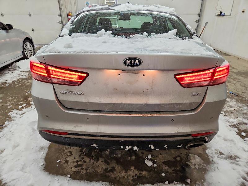 Photo 6 from auction – 2018 KIA OPTIMA with VIN 5XXGU4L37JG215939