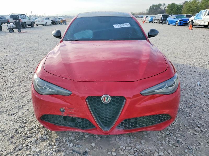 Photo 5 from auction – 2018 ALFA ROMEO GIULIA TI with VIN ZARFAECN5J7596586