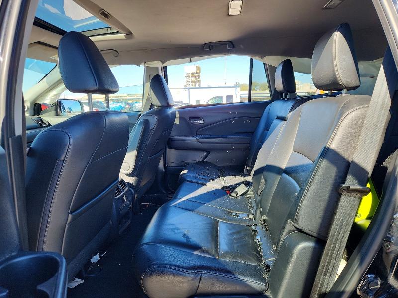 Photo 11 from auction – 2017 HONDA PILOT with VIN 5FNYF5H53HB042934