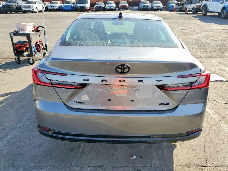 Photo 6 from auction – 2025 TOYOTA CAMRY XSE with VIN 4T1DAACK1SU645300