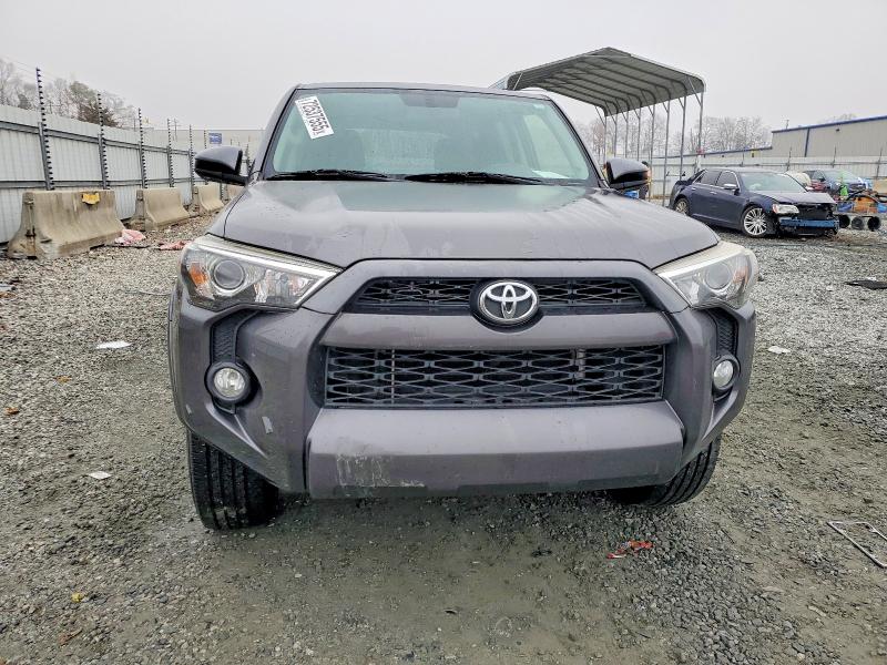 Photo 5 from auction – 2016 TOYOTA 4RUNNER SR with VIN JTEZU5JR1G5118959