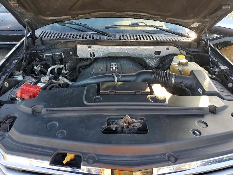 Photo 12 from auction – 2017 LINCOLN NAVIGATOR with VIN 5LMJJ3HT1HEL08965