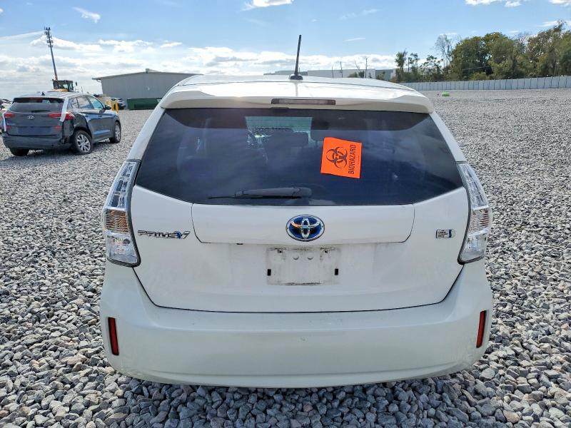 Photo 6 from auction – 2014 TOYOTA PRIUS V with VIN JTDZN3EU8E3347443