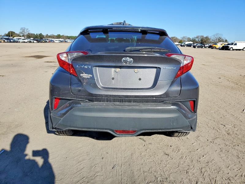Photo 6 from auction – 2021 TOYOTA C-HR XLE with VIN NMTKHMBX8MR133917