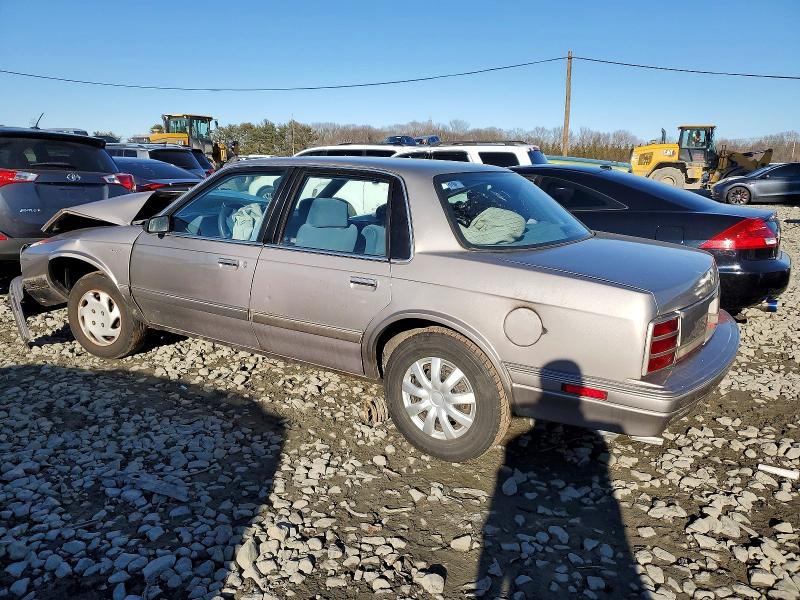 Снимка 2 от търг – 1996 OLDSMOBILE CIERA с VIN 1G3AJ55M9T6421601