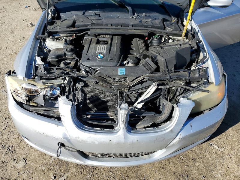 Photo 11 from auction – 2009 BMW 328 with VIN WBAPH57599NM32279