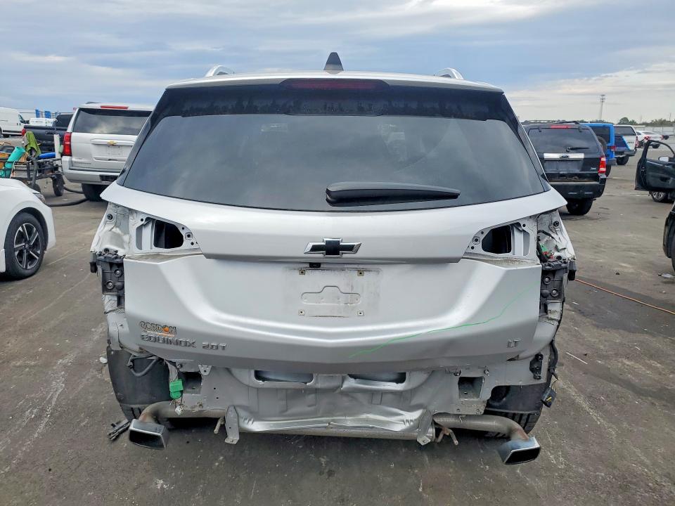 Photo 6 from auction – 2020 CHEVROLET EQUINOX LT with VIN 3GNAXLEX4LS735558