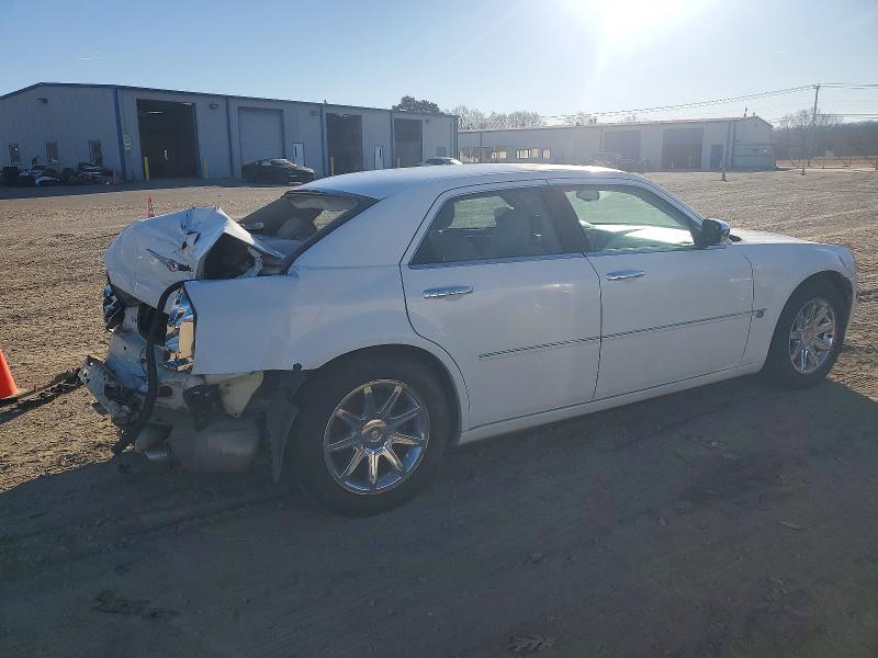 Photo 3 from auction – 2006 CHRYSLER 300C with VIN 2C3LA63H36H140731