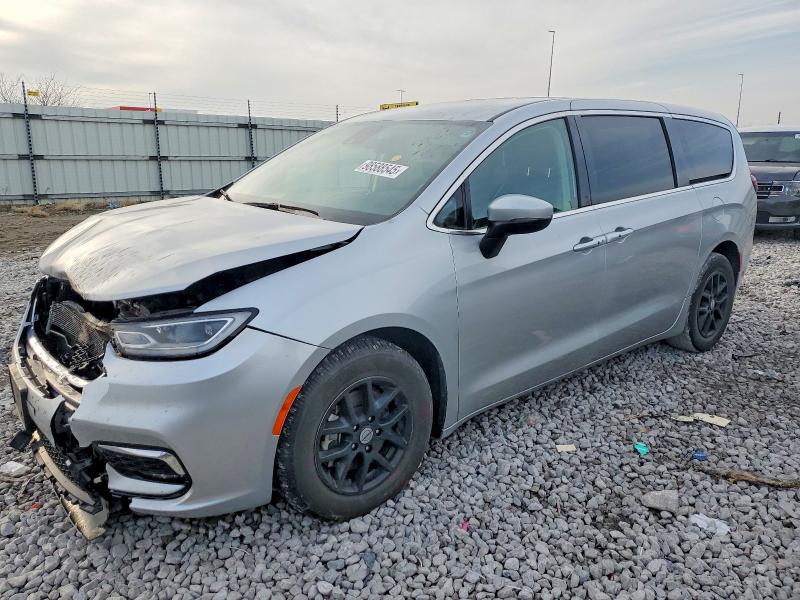 CHRYSLER PACIFICA T 2023 with VIN 2C4RC1BG4PR571733 - Photo from auction