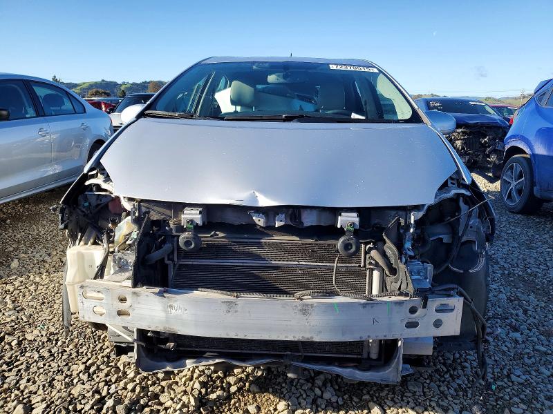 Photo 5 from auction – 2011 TOYOTA PRIUS with VIN JTDKN3DU1B0255560