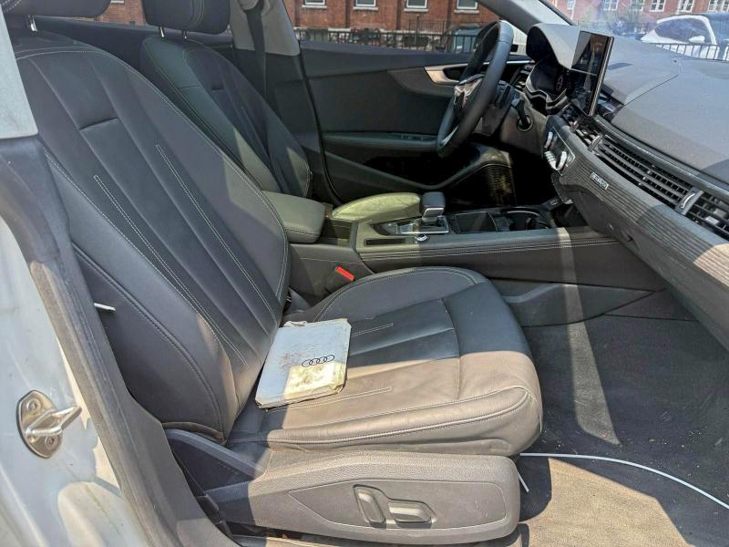 Photo 5 from auction – 2021 AUDI A5 PREMIUM with VIN WAUCBCF5XMA061395